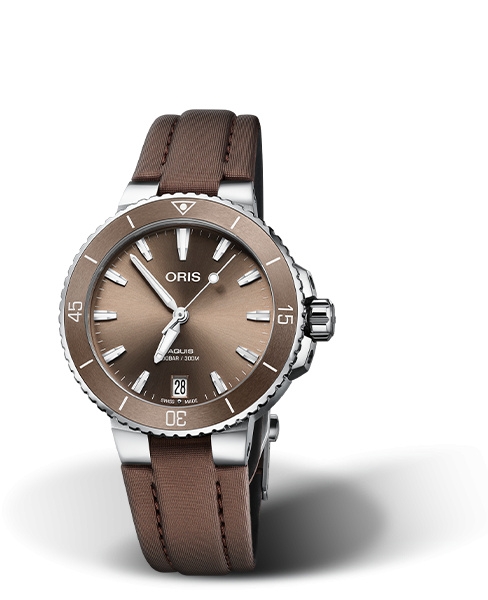 Oris Aquis Date